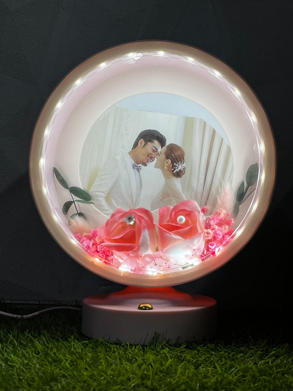 Round Personalized Acrylic LED Lamp with Photo Print – Pink Base Night Light
